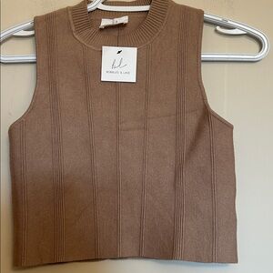 Bobbles & Lace sleeveless knit cropped rayon mix pullover size small new w/ tag
